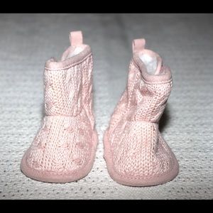[3/$15] Carter’s baby girl booties